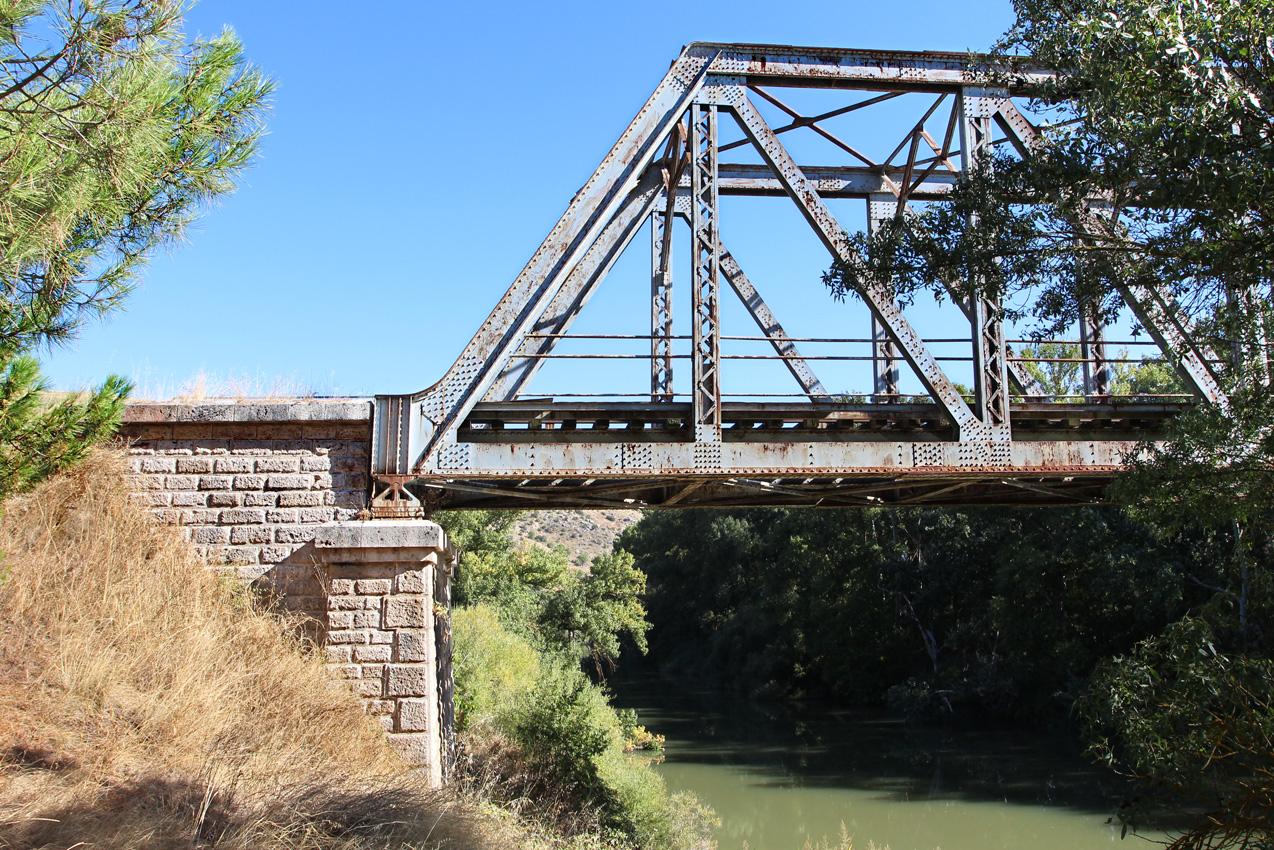 Puente Ferrocarril El Empecinado (Línea Valladolid - Ariza km. 66)