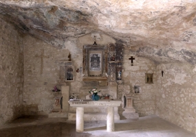 Ermita Virgen del Monte (interior)