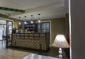 Gastroteca La Pícara Aranda de Duero: Seagram's Gin Lounge Club